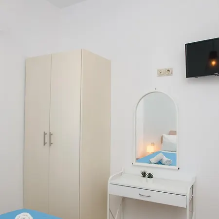 Apartment Levante 2 *